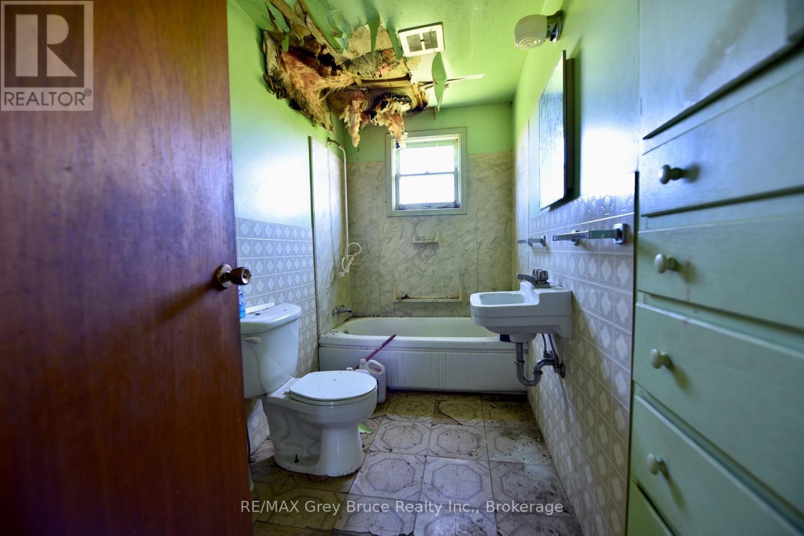 151 Bartley Drive Property Photo 22