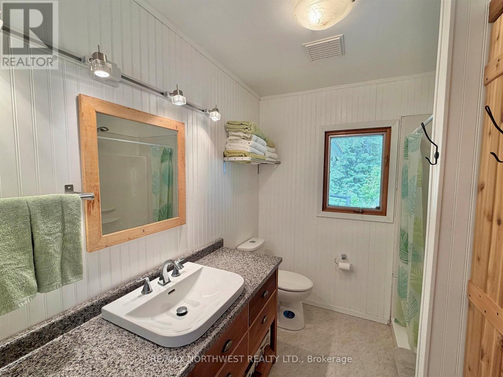 281 Caliper Lake Property Photo 17