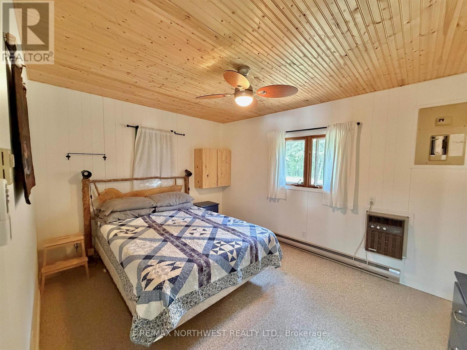 281 Caliper Lake Property Photo 23