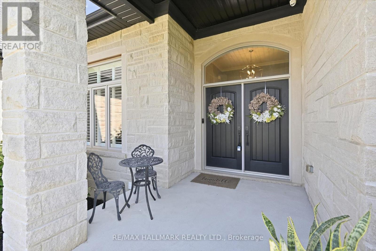 18 Kramer Court Property Photo 4