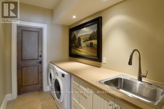 C2 7c - 1003 Matthews Drive Property Photo 13