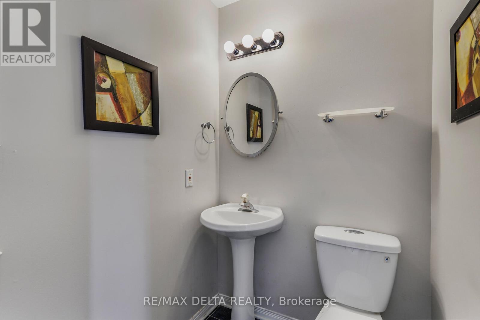 2218 Cecile Crescent Property Photo 16