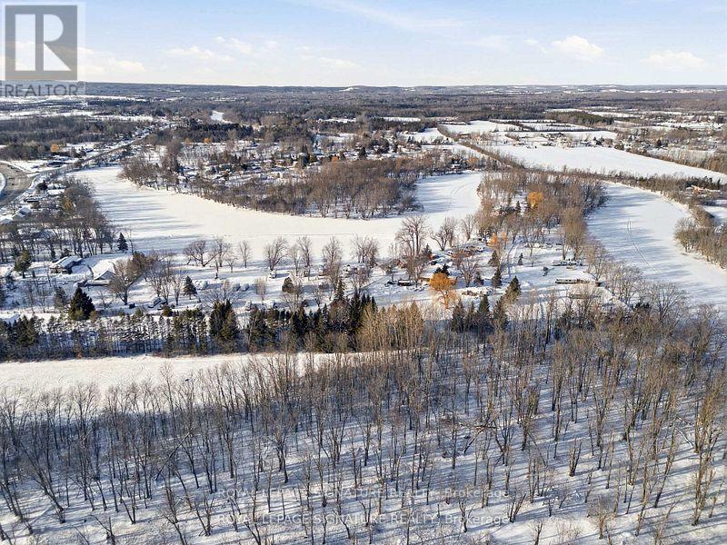 61 Carleton Cove Property Photo 4