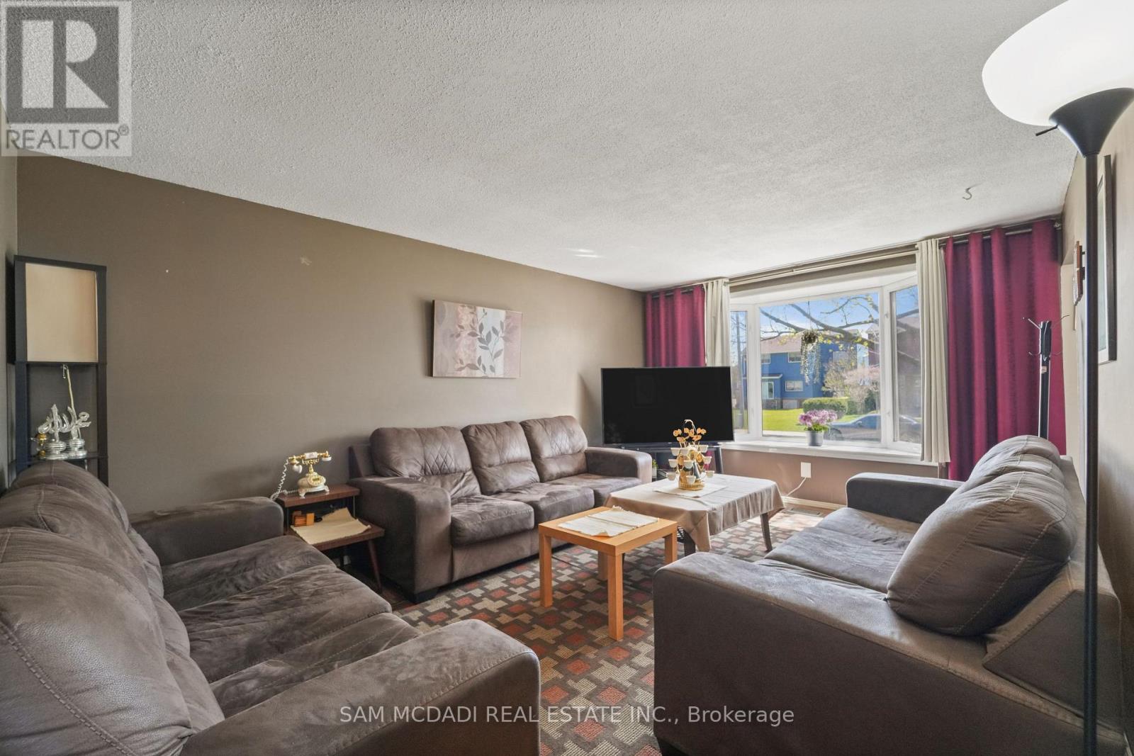 79 Locheed Drive Property Photo 9