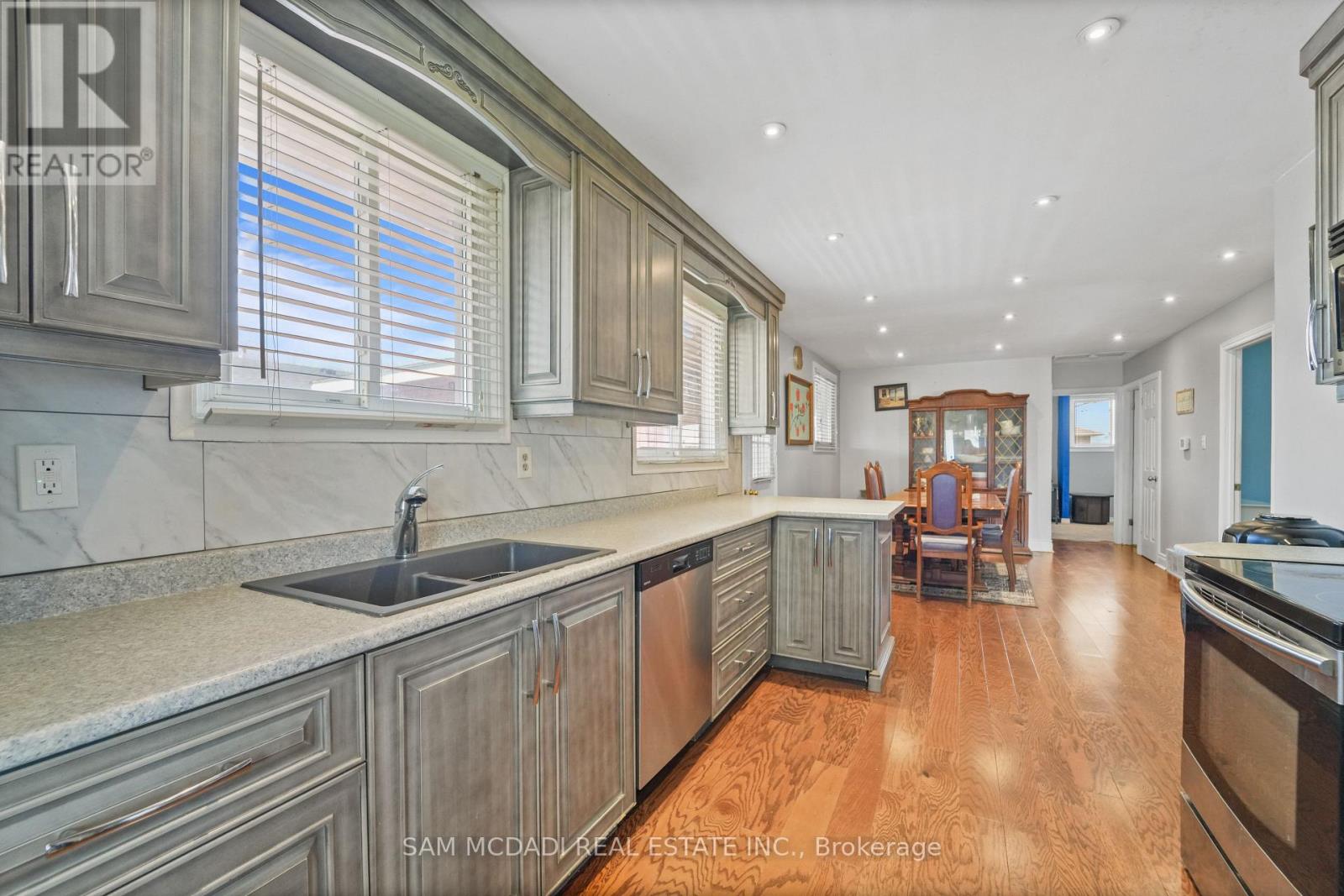 79 Locheed Drive Property Photo 11