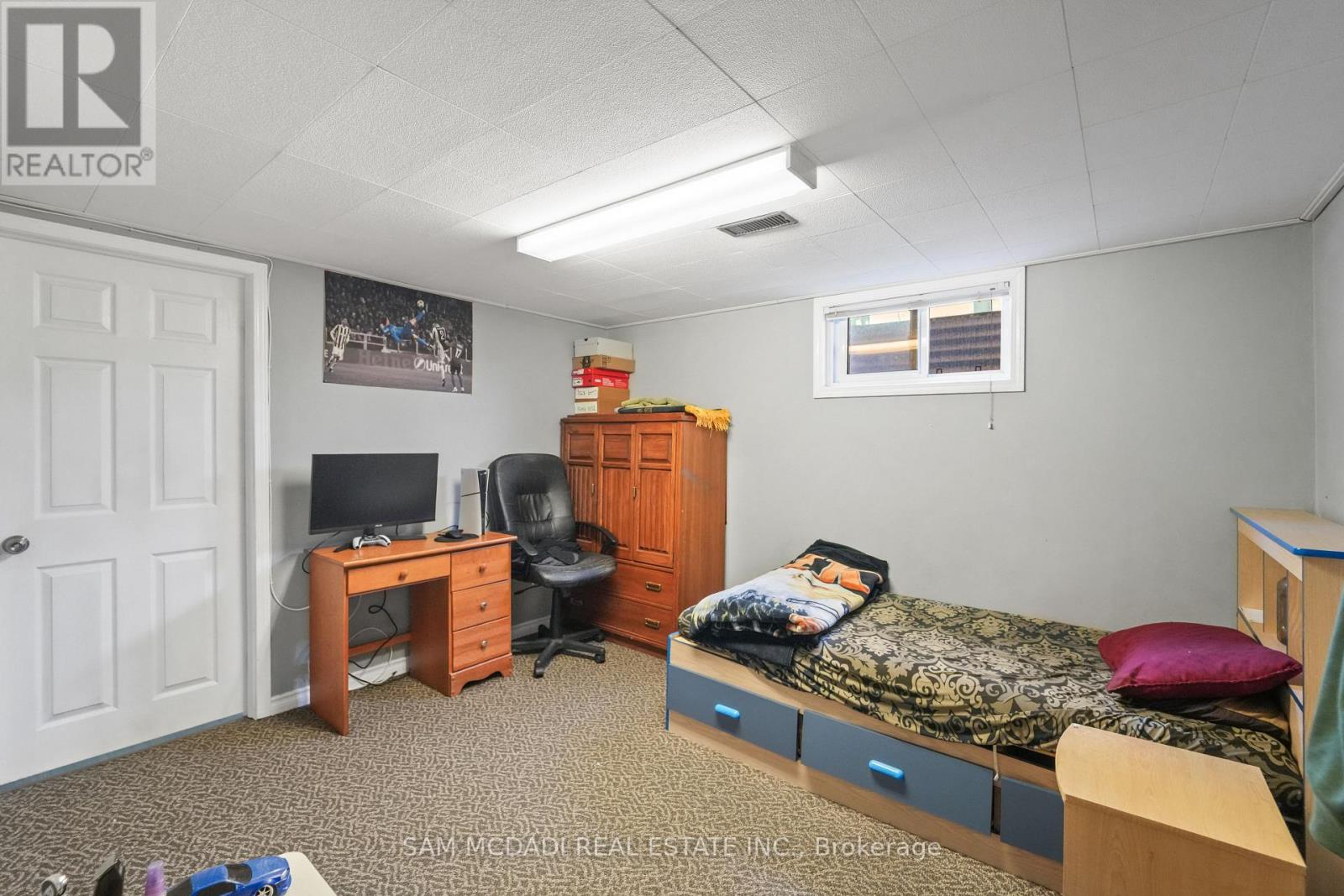 79 Locheed Drive Property Photo 30