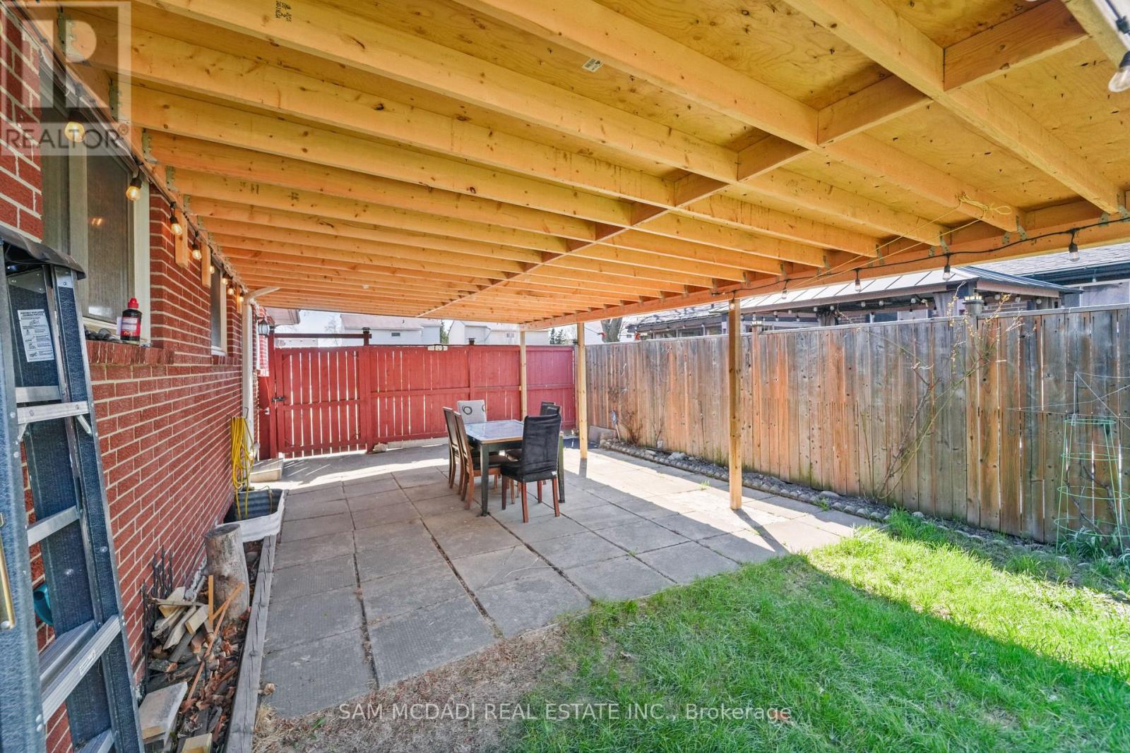 79 Locheed Drive Property Photo 35