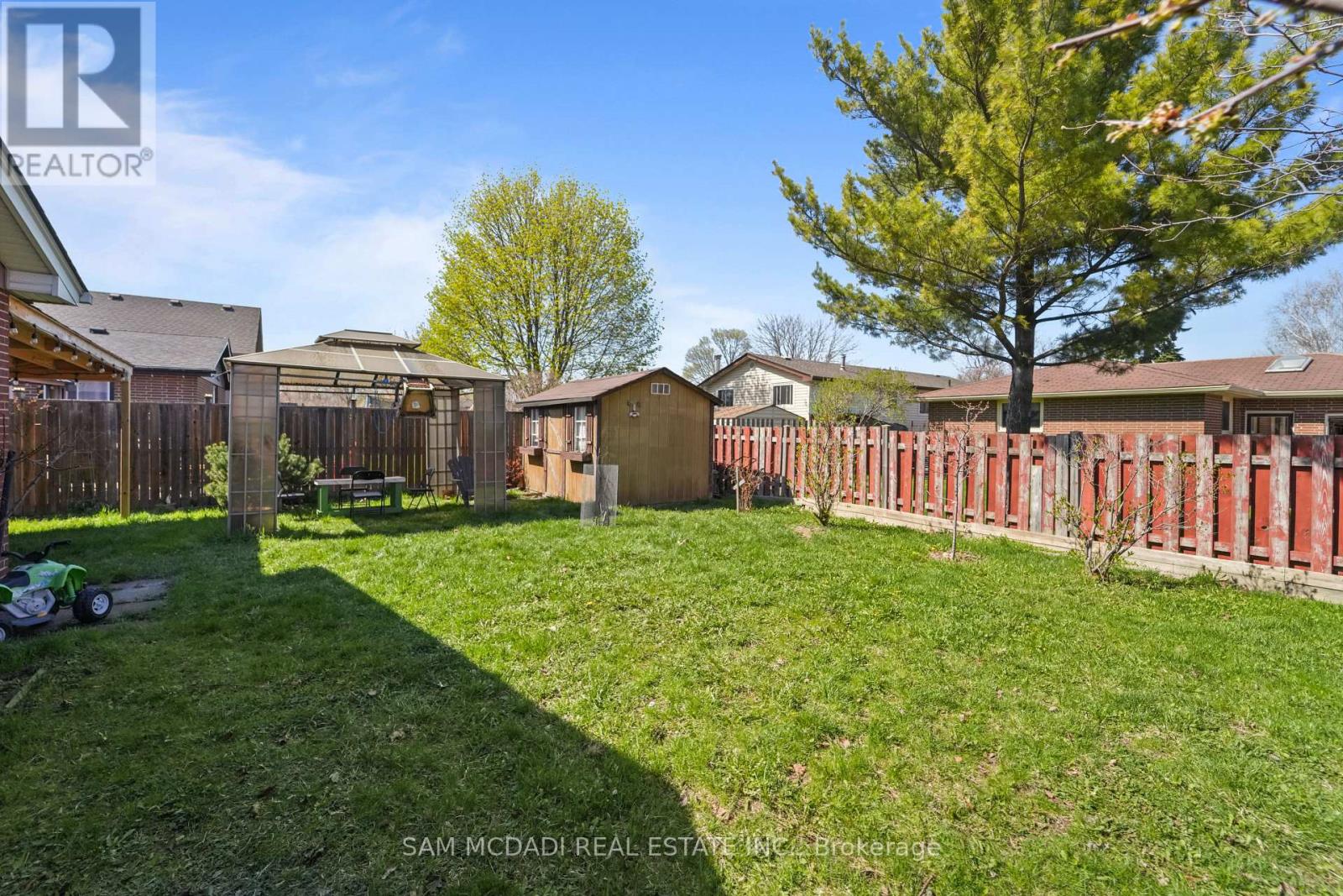 79 Locheed Drive Property Photo 37