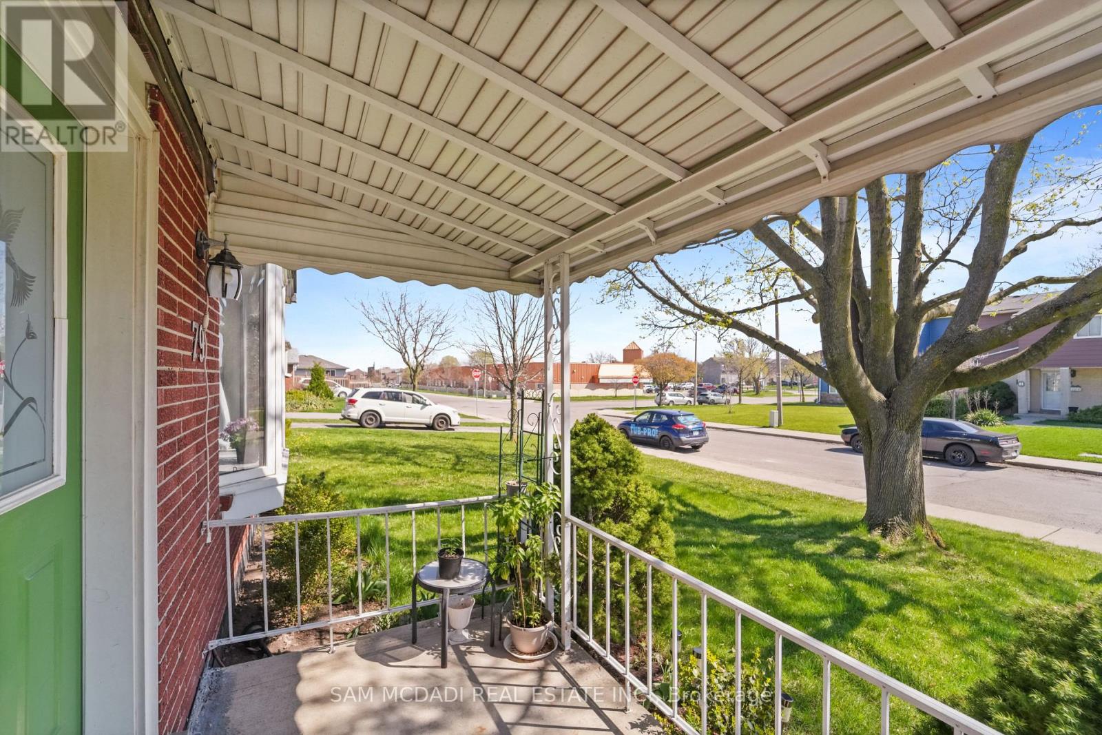 79 Locheed Drive Property Photo 43