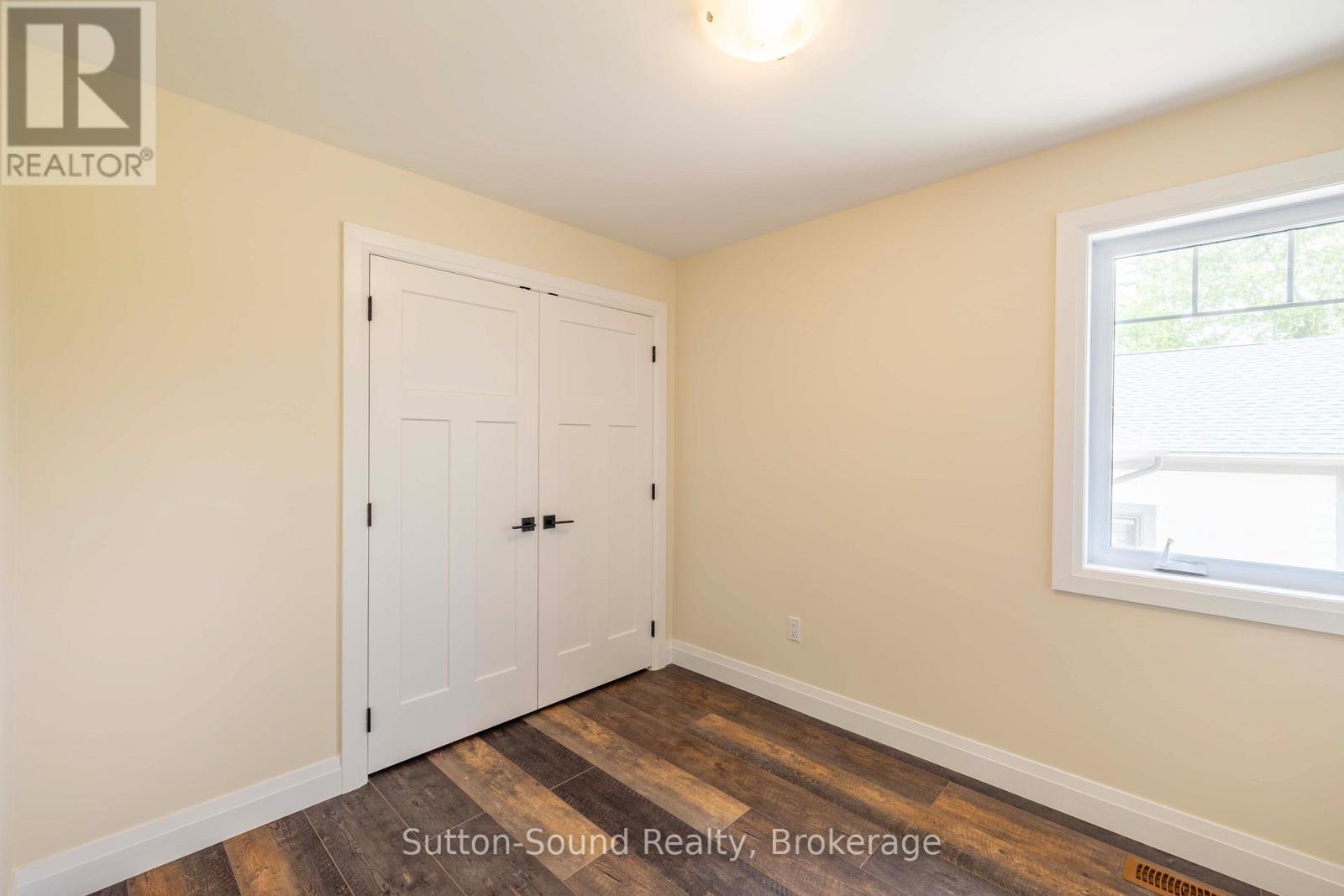 397600 10 Concession Property Photo 24