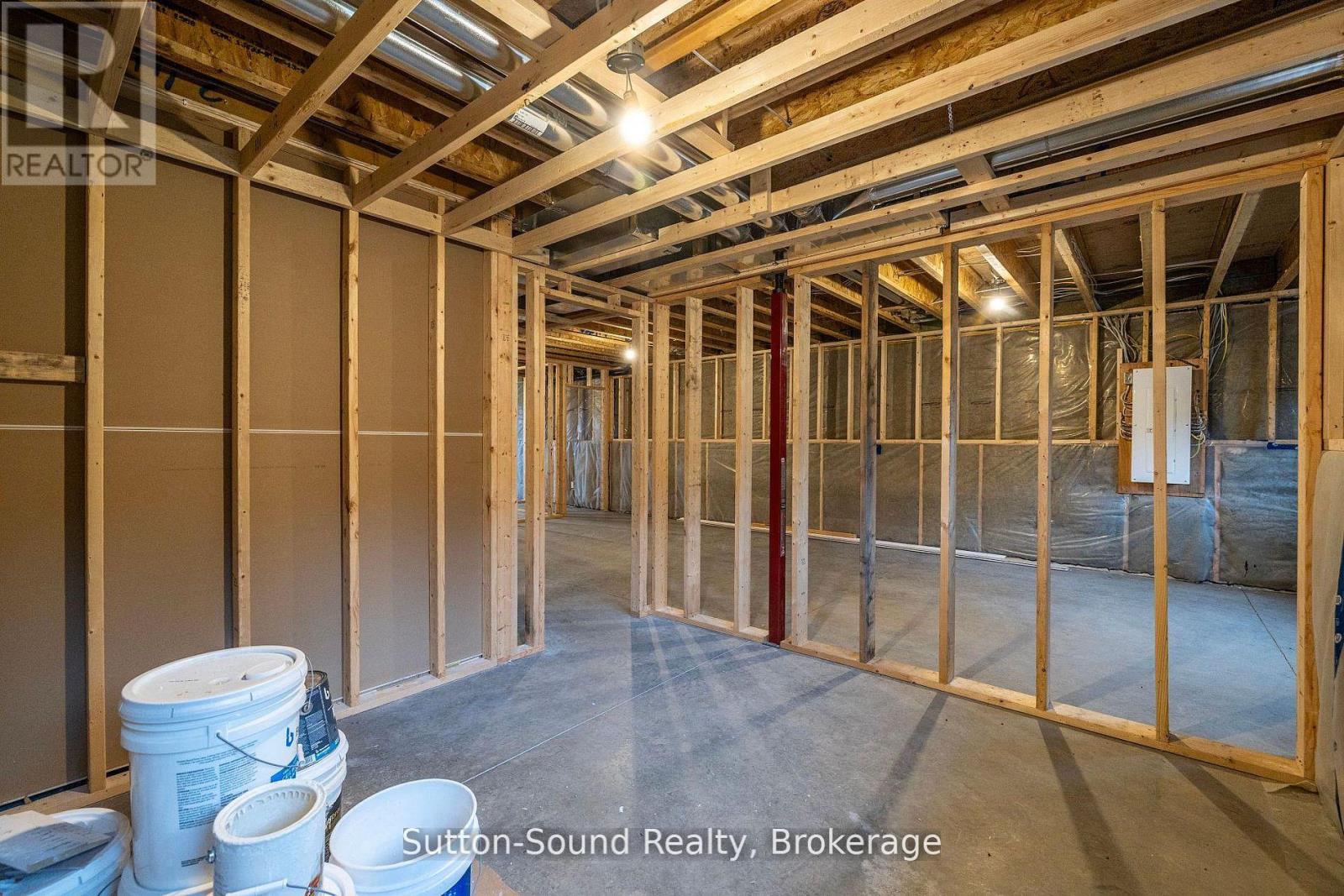 397600 10 Concession Property Photo 34