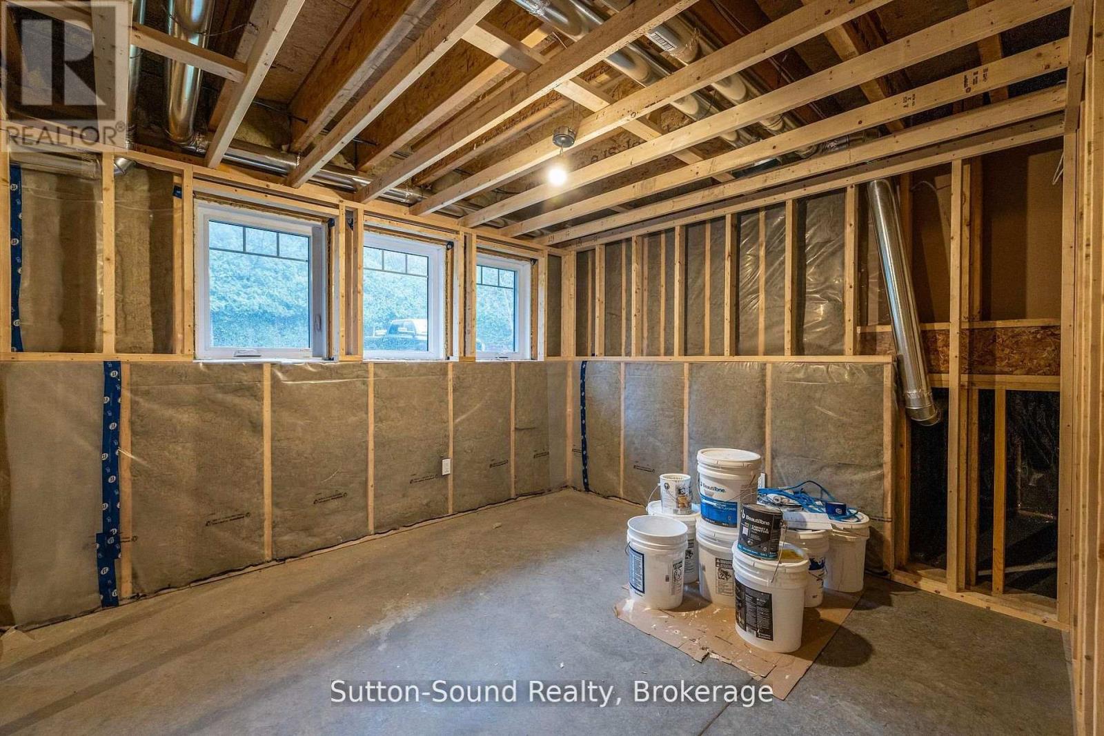 397600 10 Concession Property Photo 35