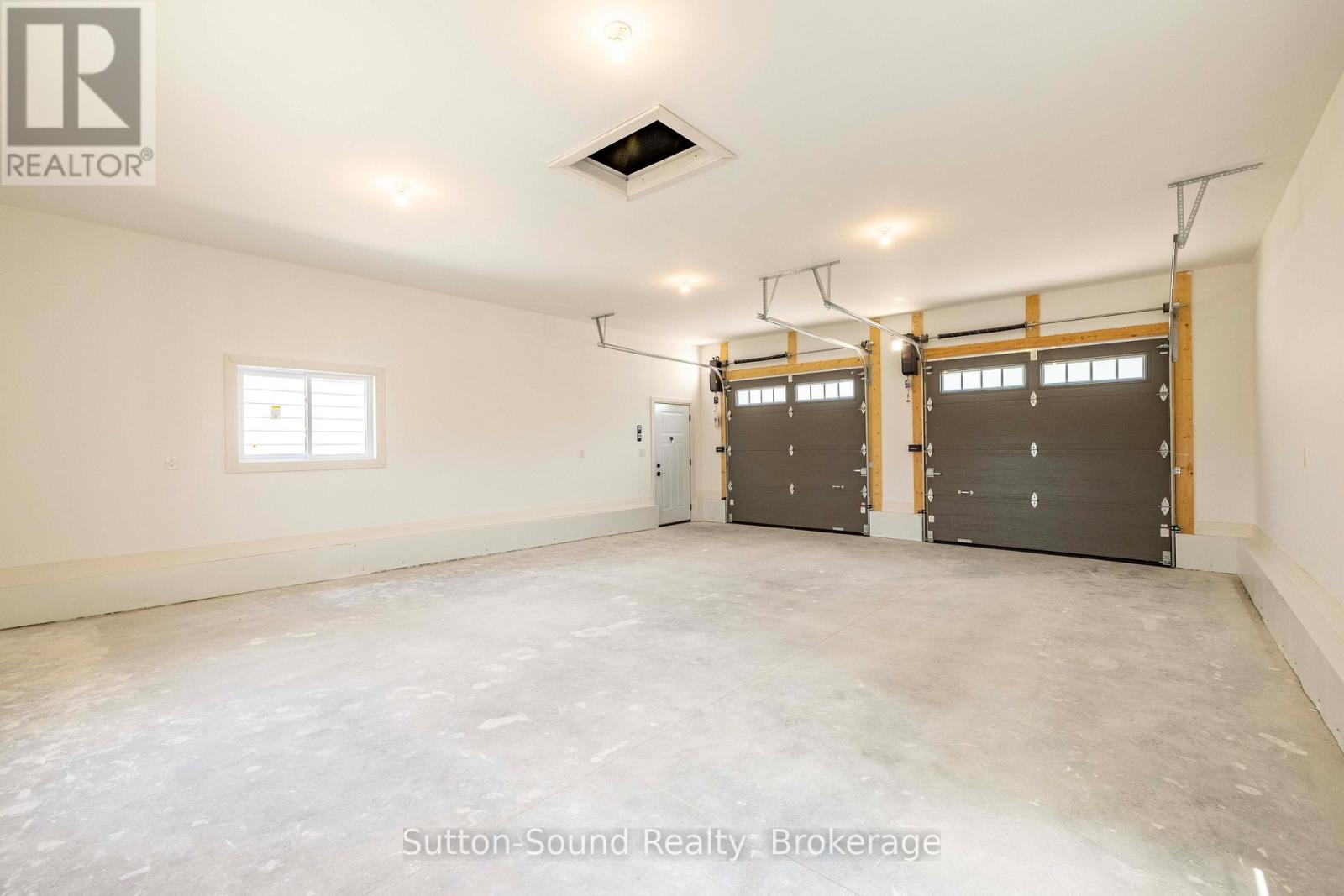 397600 10 Concession Property Photo 38