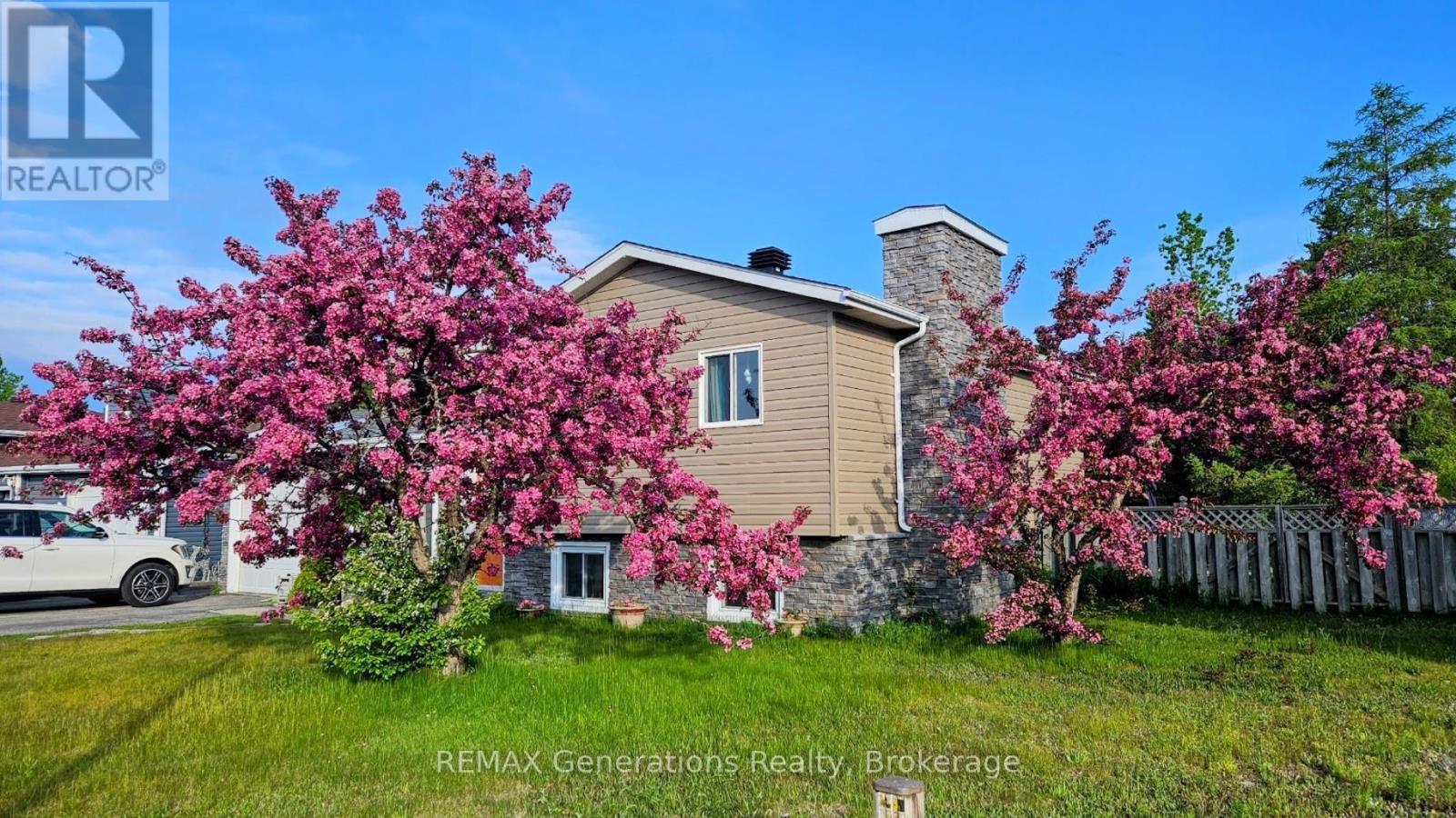 9 Michano Drive Property Photo 1