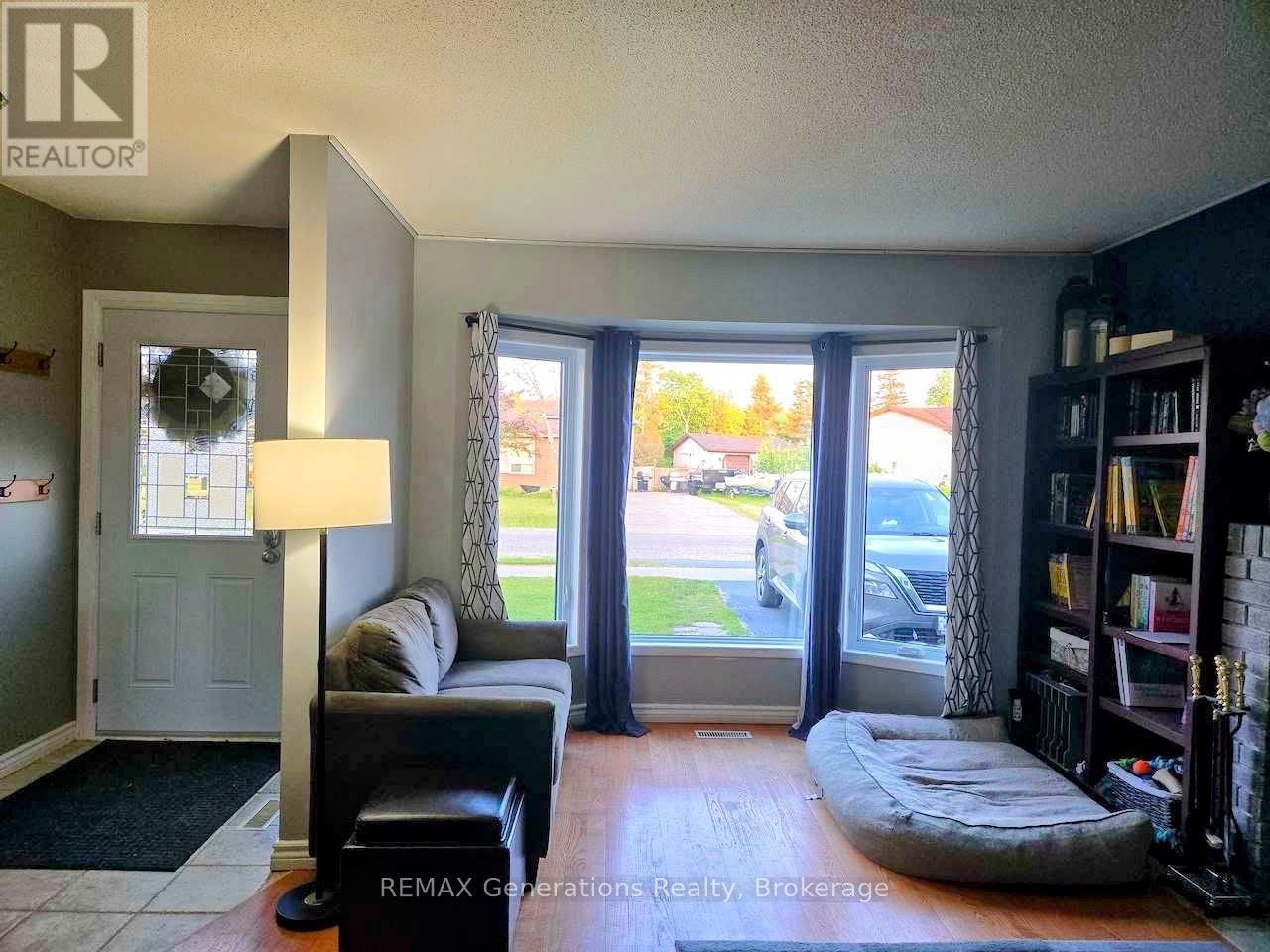 9 Michano Drive Property Photo 8