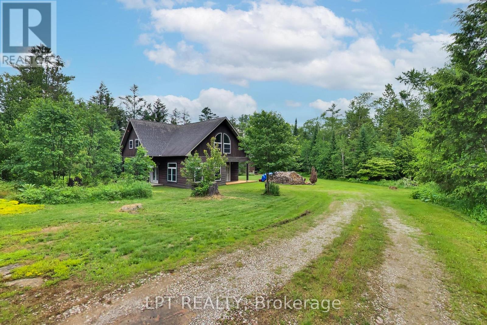 1039 Ben Lake Road E Property Photo 1