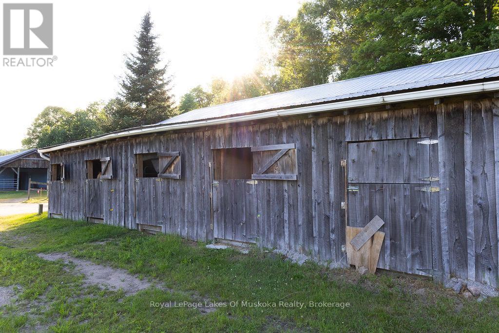 2245 Ahmic Lake Road Property Photo 39