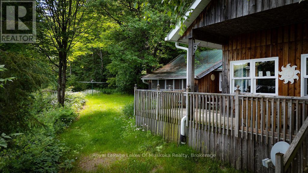 2245 Ahmic Lake Road Property Photo 42