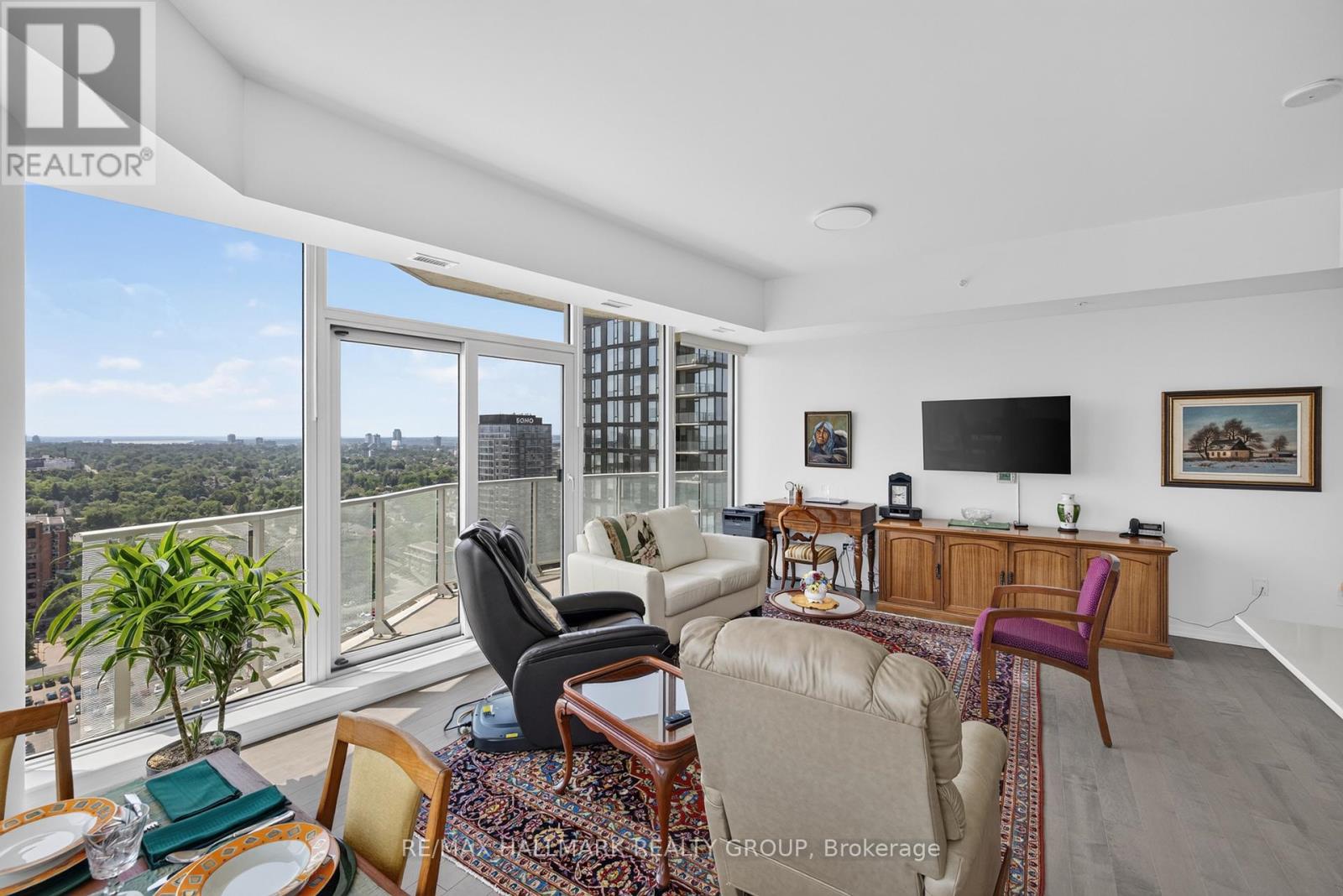 2404 - 805 Carling Avenue Property Photo 14
