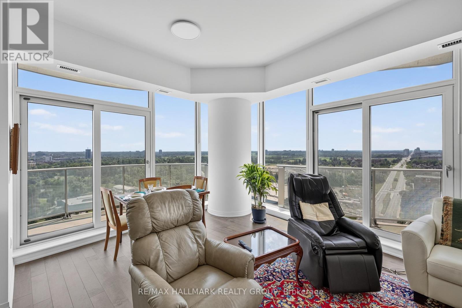 2404 - 805 Carling Avenue Property Photo 15