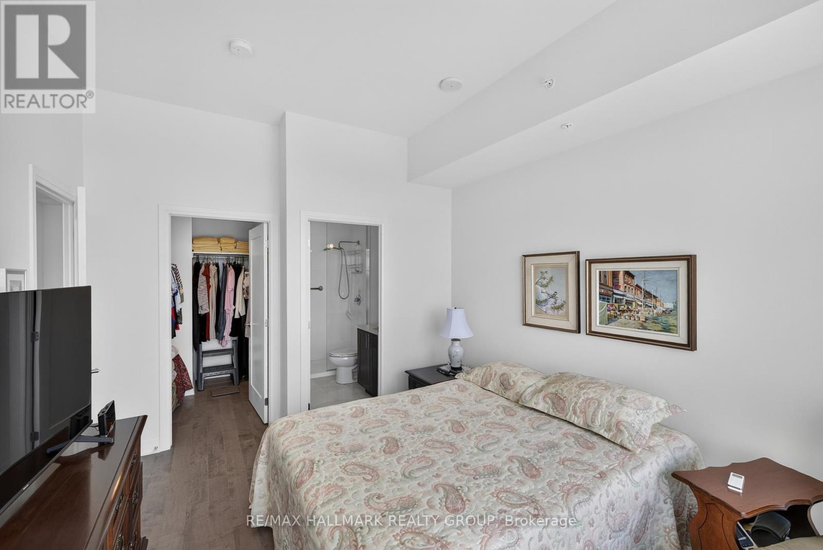 2404 - 805 Carling Avenue Property Photo 37