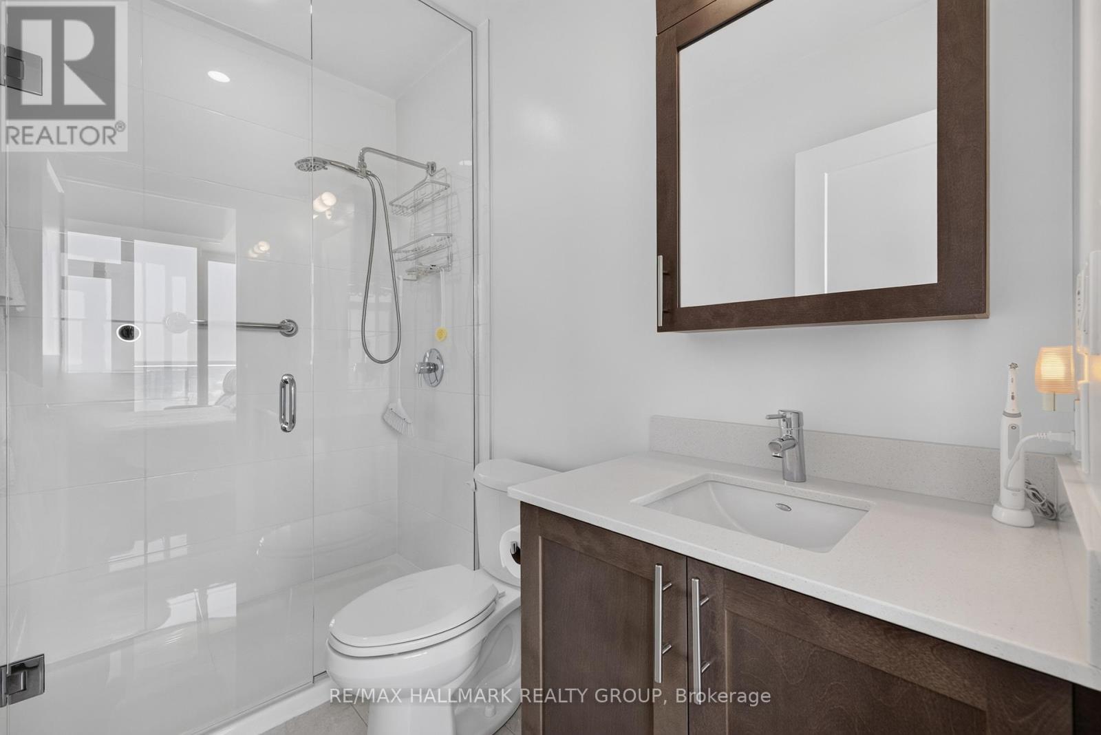 2404 - 805 Carling Avenue Property Photo 39