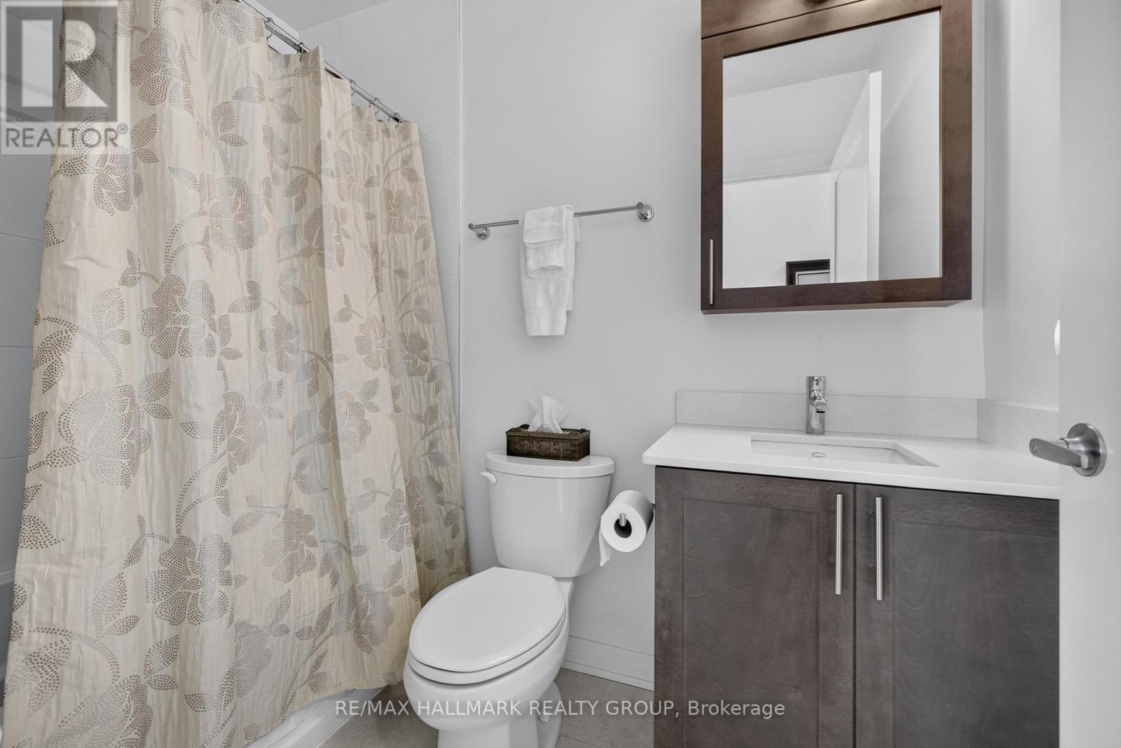 2404 - 805 Carling Avenue Property Photo 42