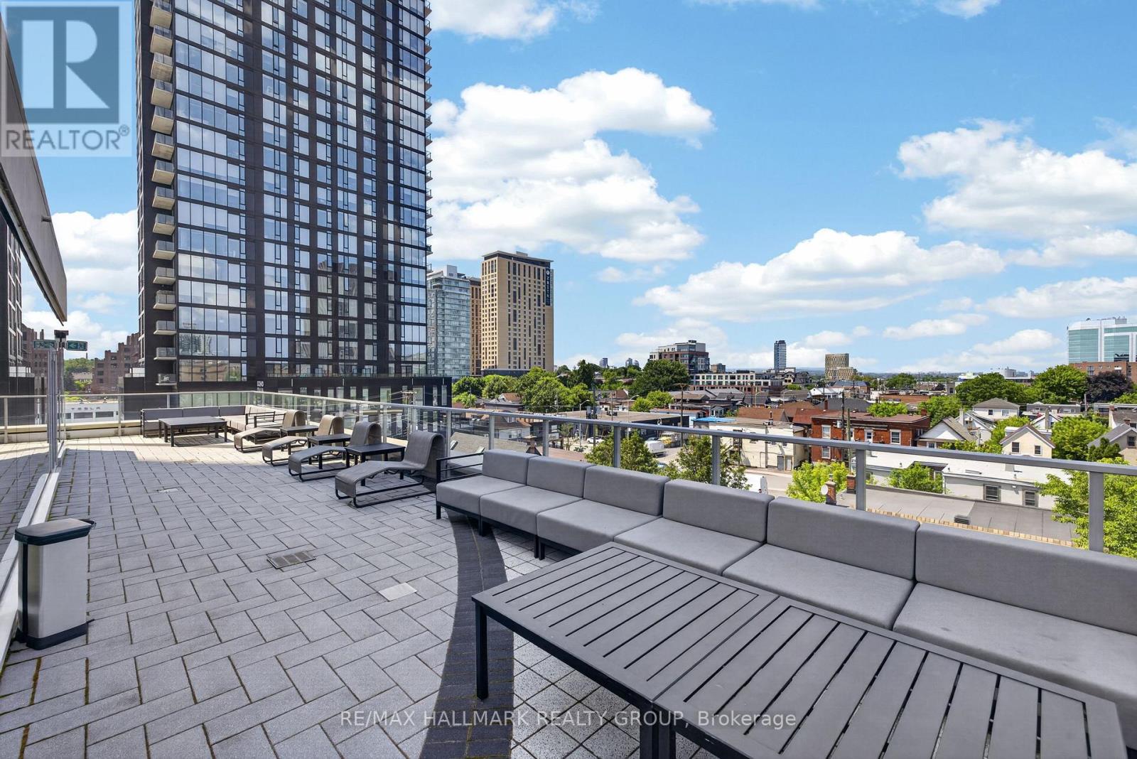 2404 - 805 Carling Avenue Property Photo 46