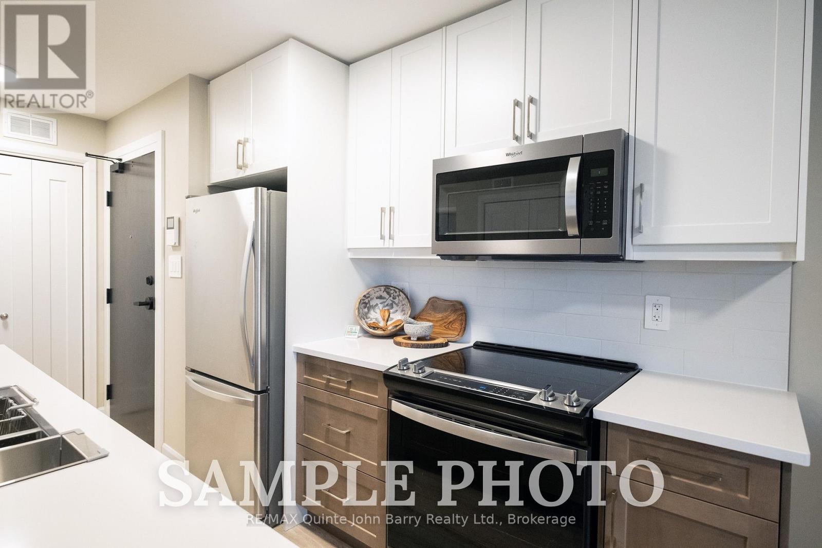 101-10 Hillside Meadow Drive Property Photo 2