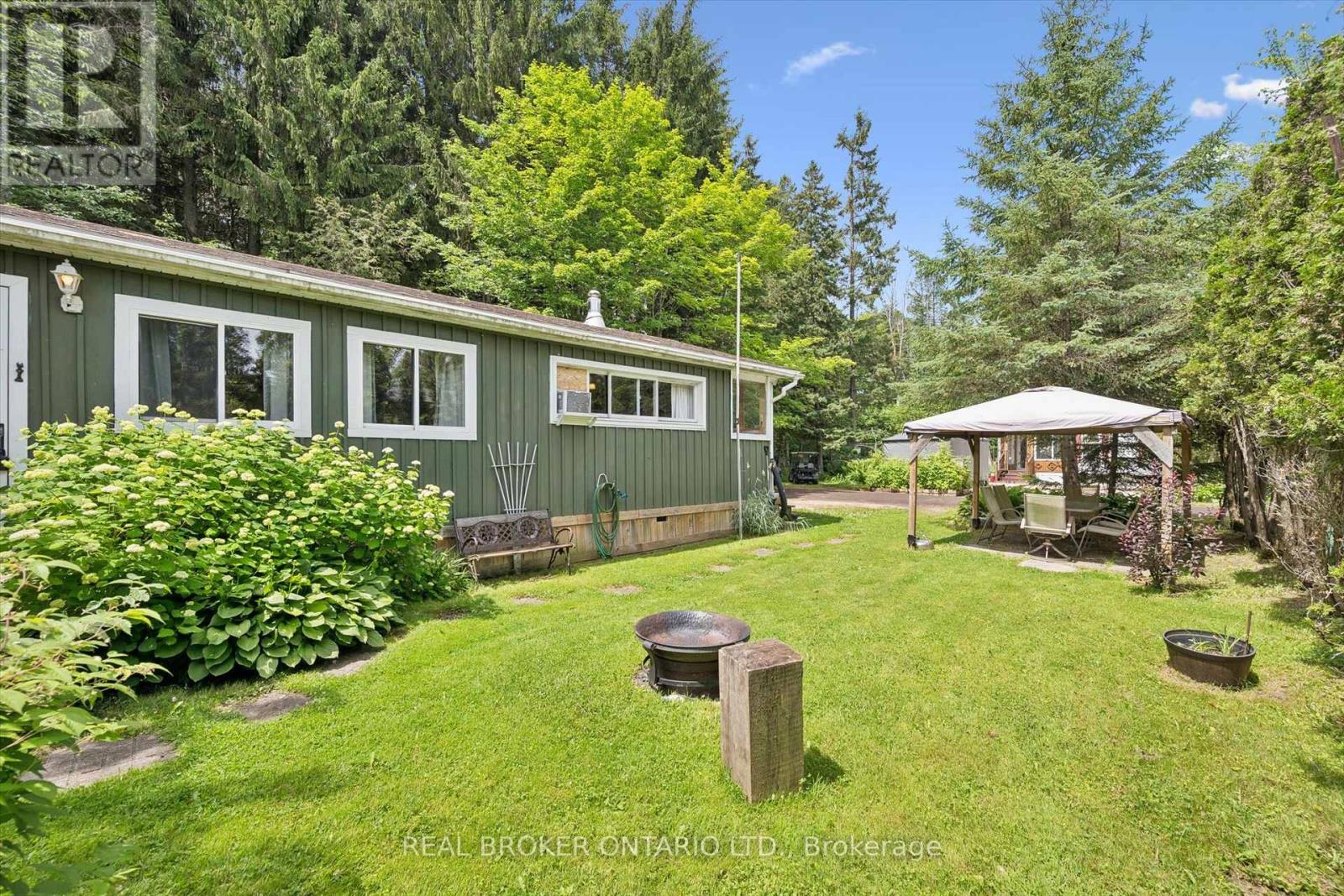 127 Cedar Crescent Property Photo 20