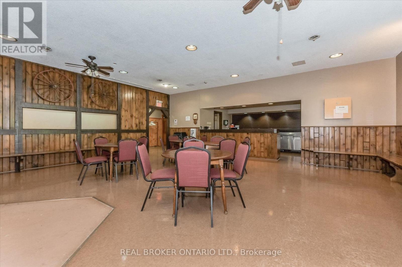 127 Cedar Crescent Property Photo 32