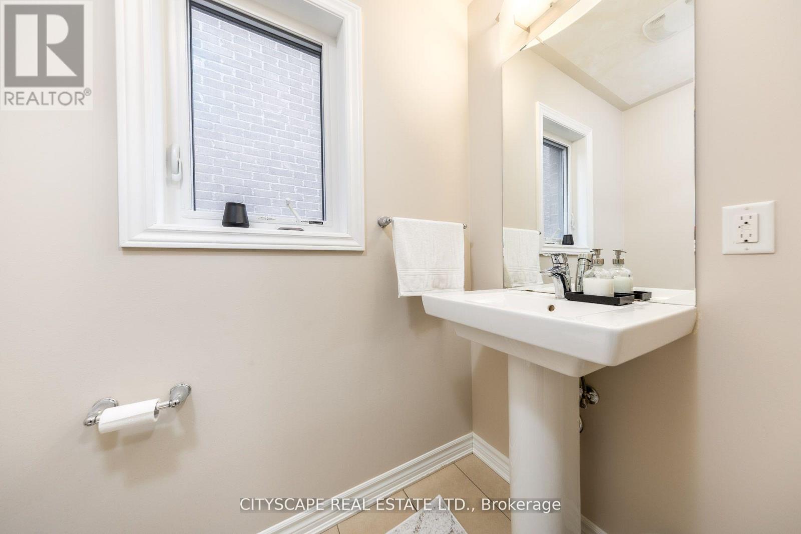 121 Crafter Crescent Property Photo 17