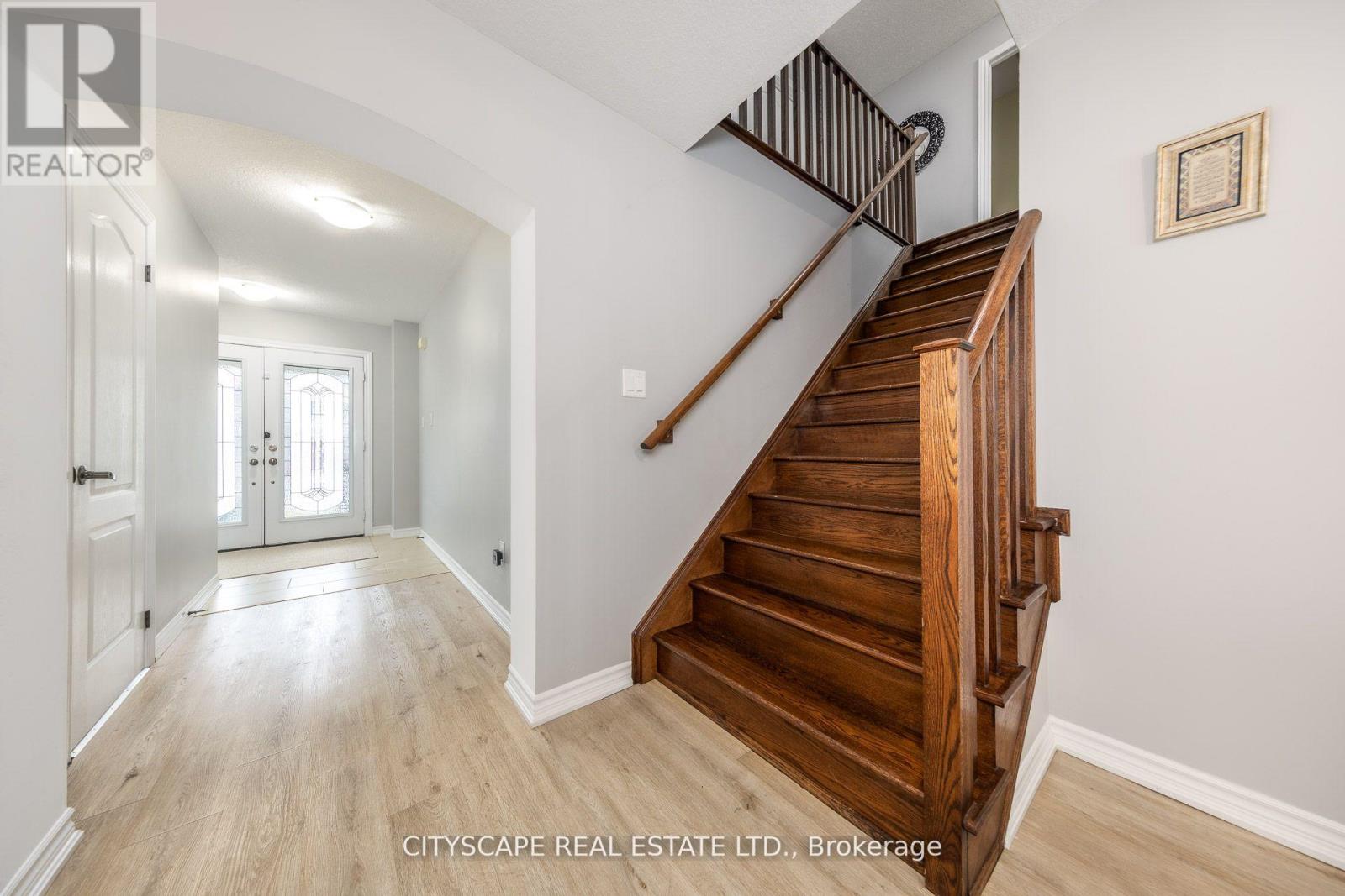 121 Crafter Crescent Property Photo 18