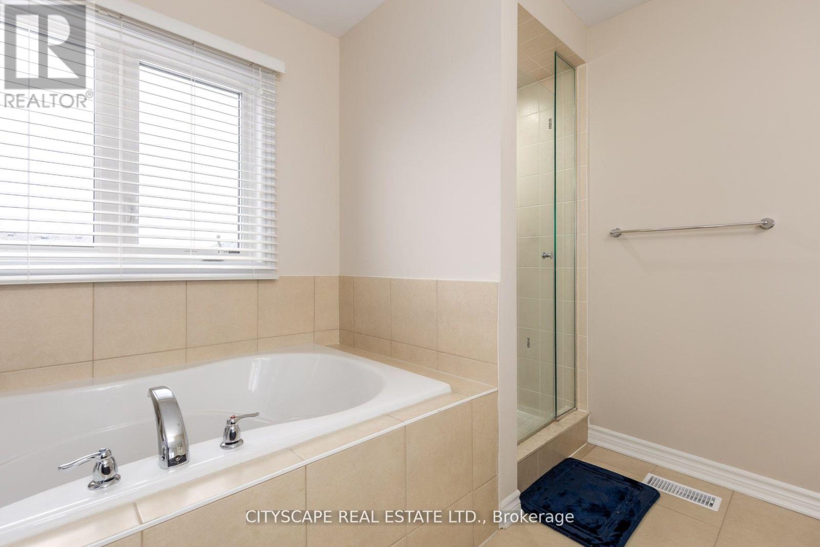 121 Crafter Crescent Property Photo 23