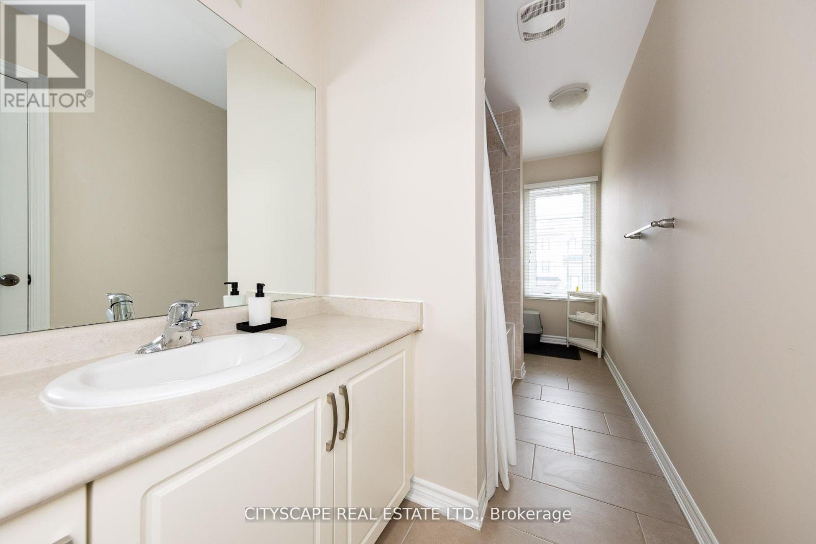 121 Crafter Crescent Property Photo 26