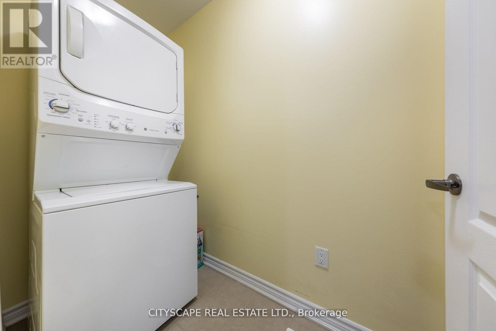 121 Crafter Crescent Property Photo 32