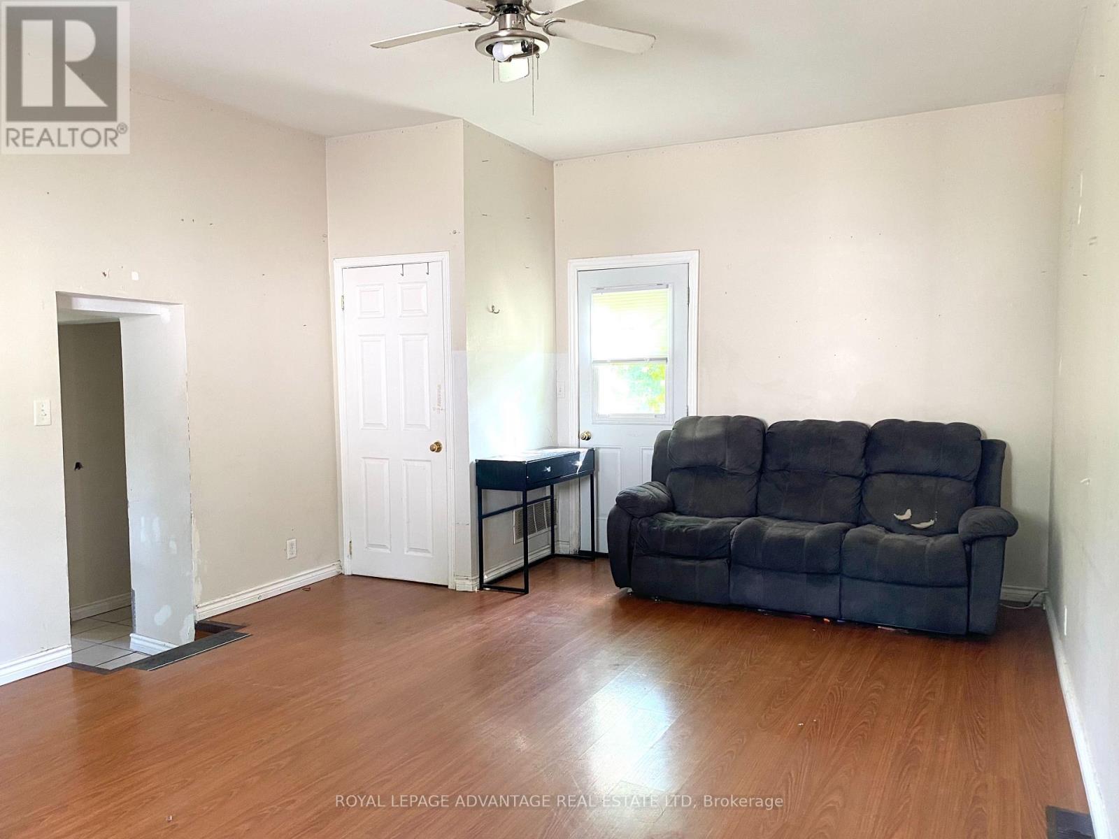 110/112 Lorne Street Property Photo 5