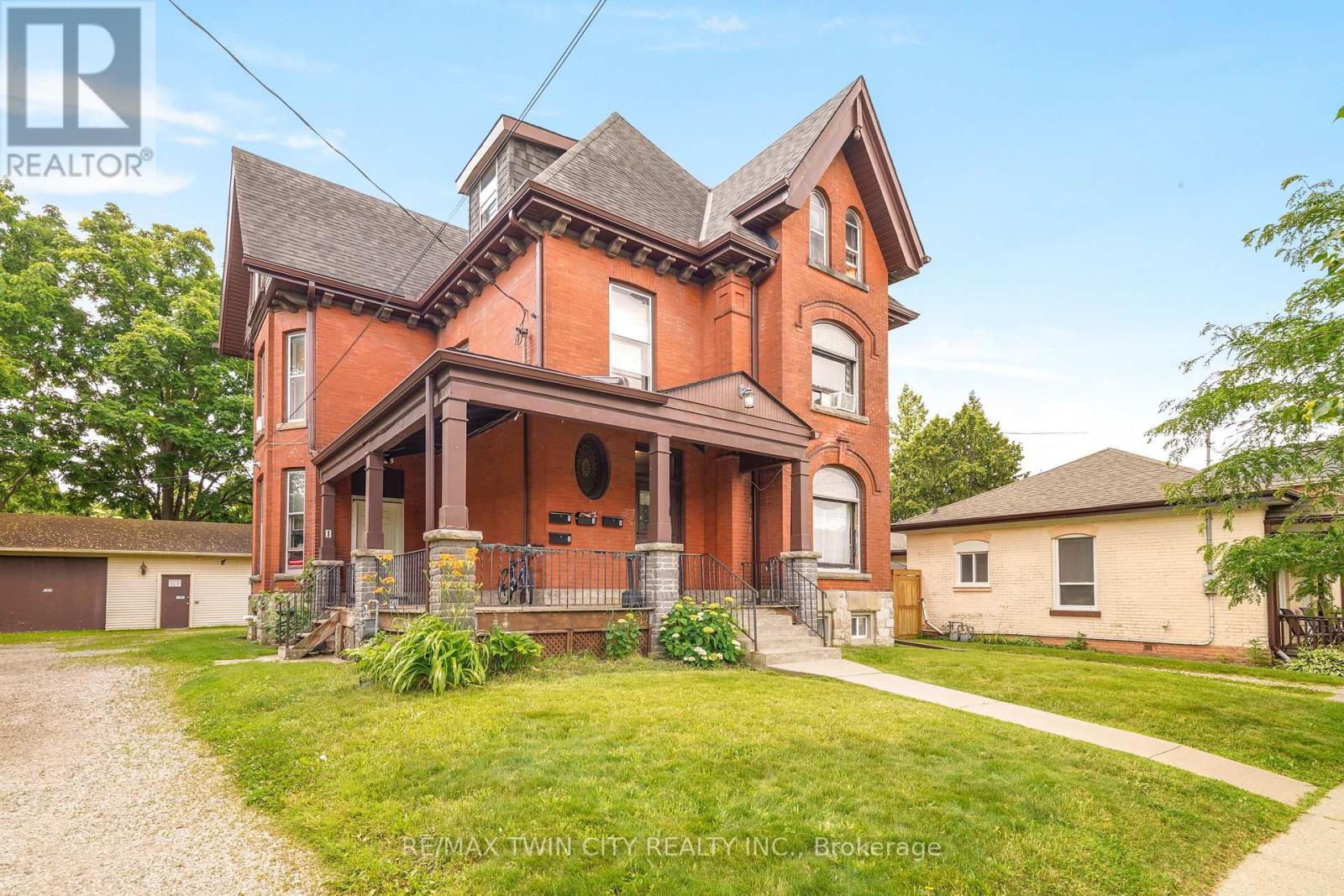 171 Nelson Street Property Photo 1