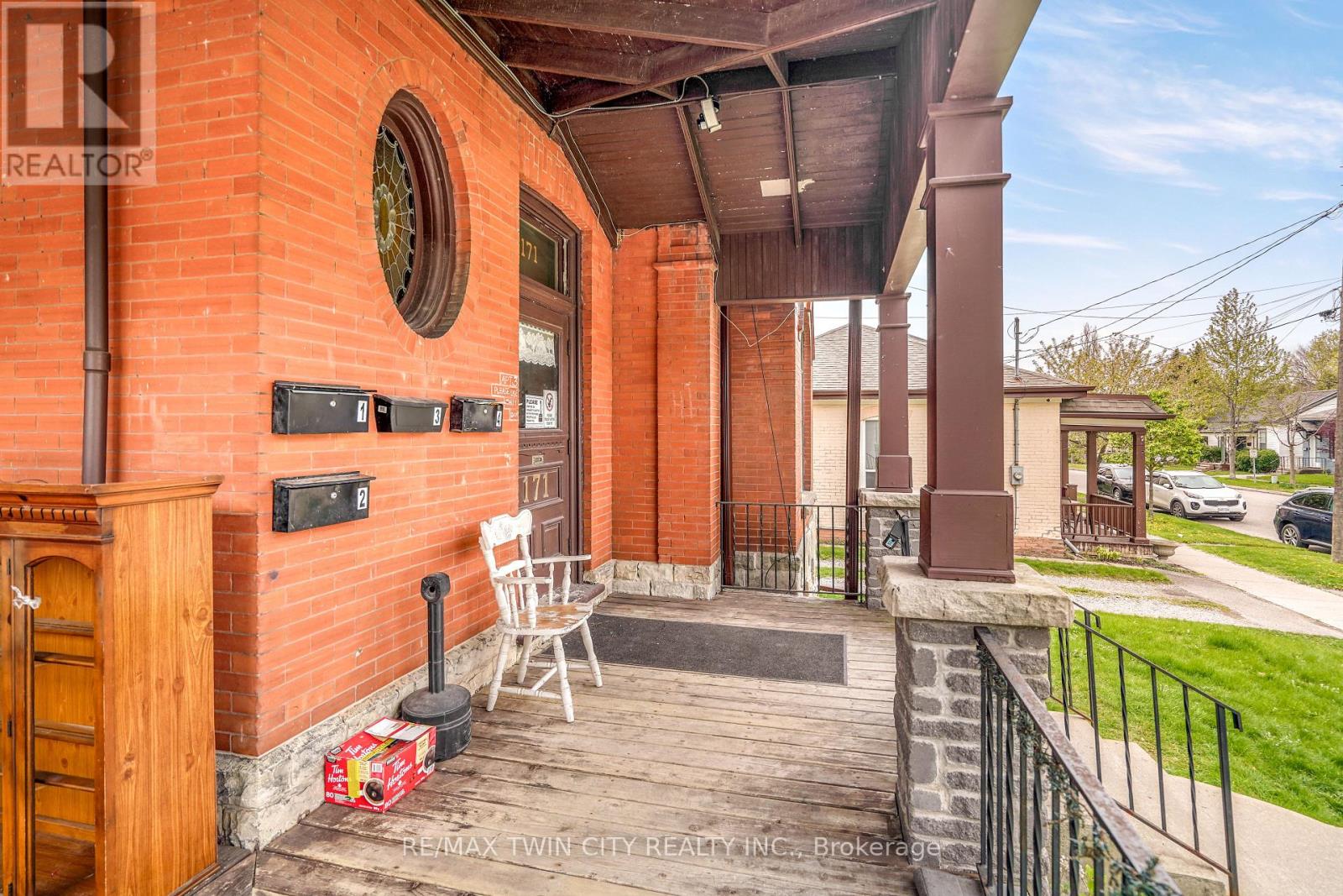 171 Nelson Street Property Photo 8