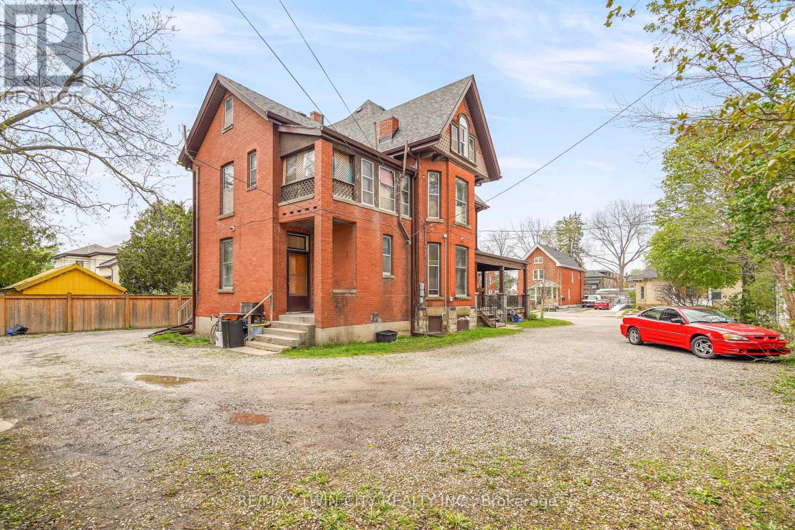 171 Nelson Street Property Photo 11