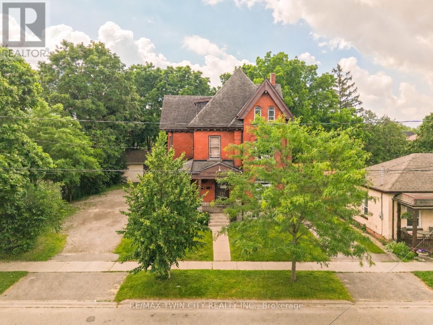171 Nelson Street Property Photo 39