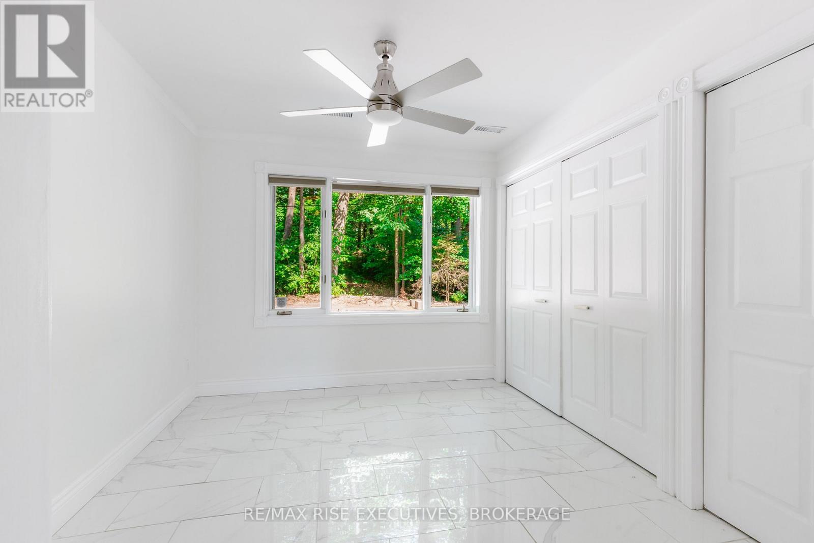973 Foster Bay Lane Property Photo 20