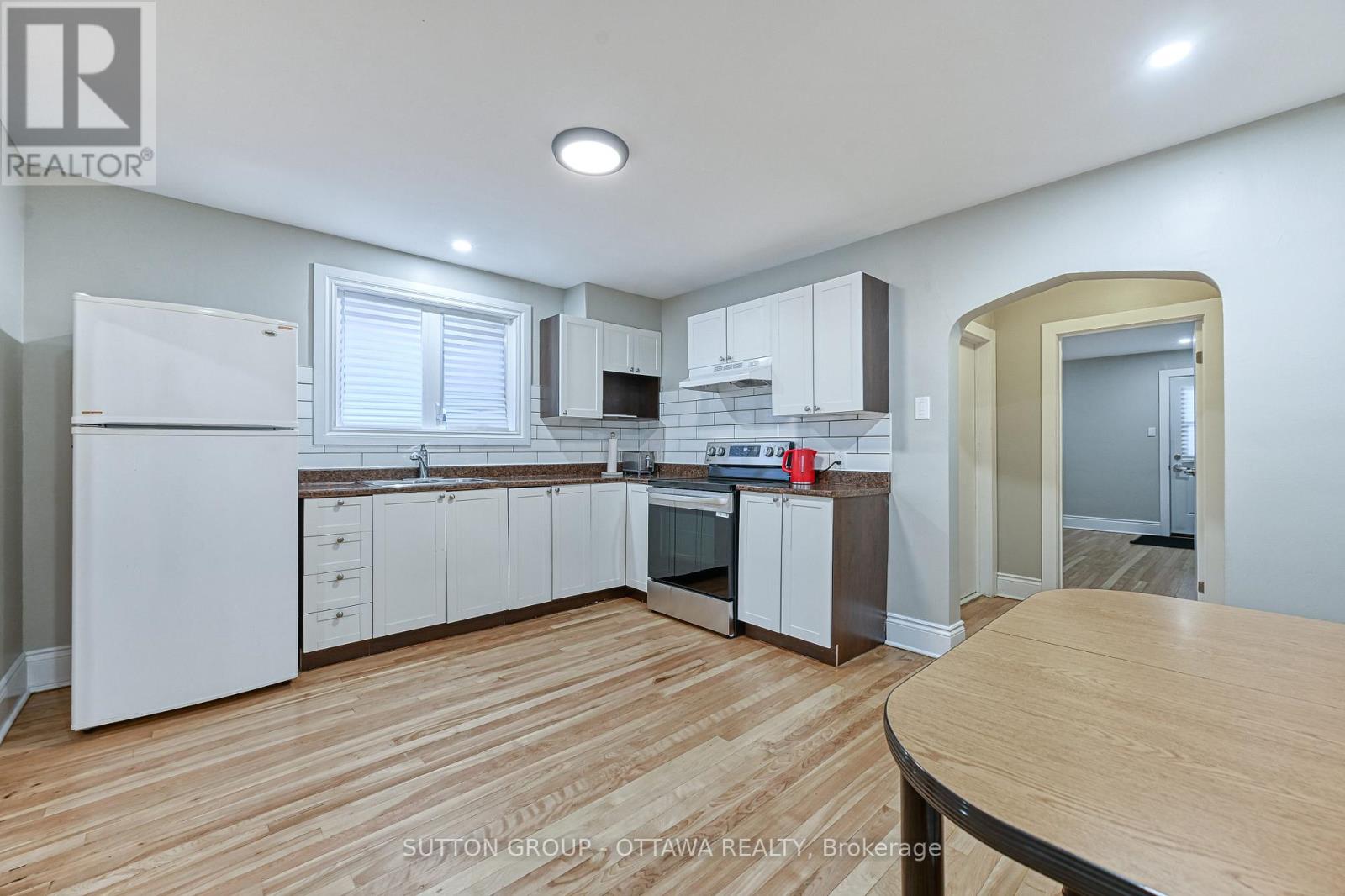 154-156 Dagmar Avenue Property Photo 8
