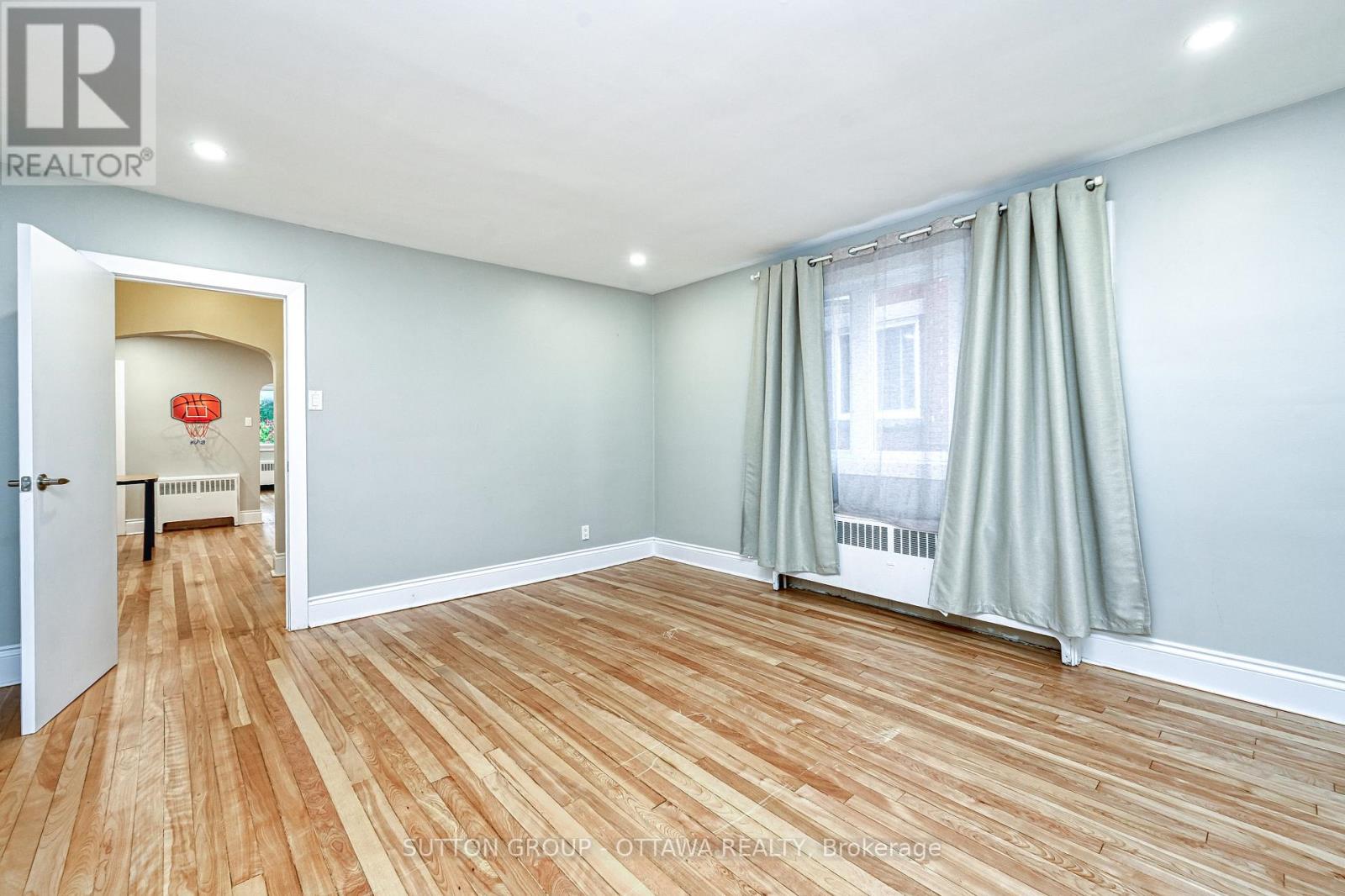 154-156 Dagmar Avenue Property Photo 15