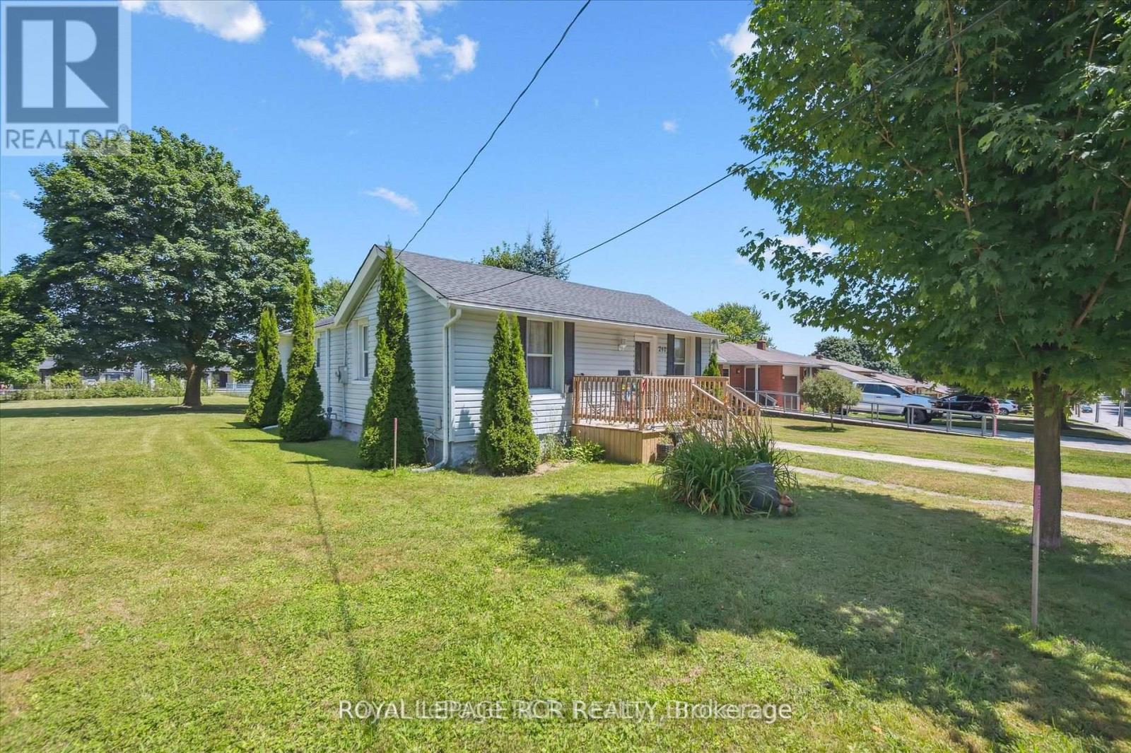 240 Egremont Street N Property Photo 2
