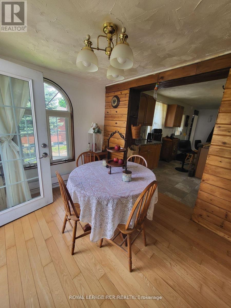 240 Egremont Street N Property Photo 11