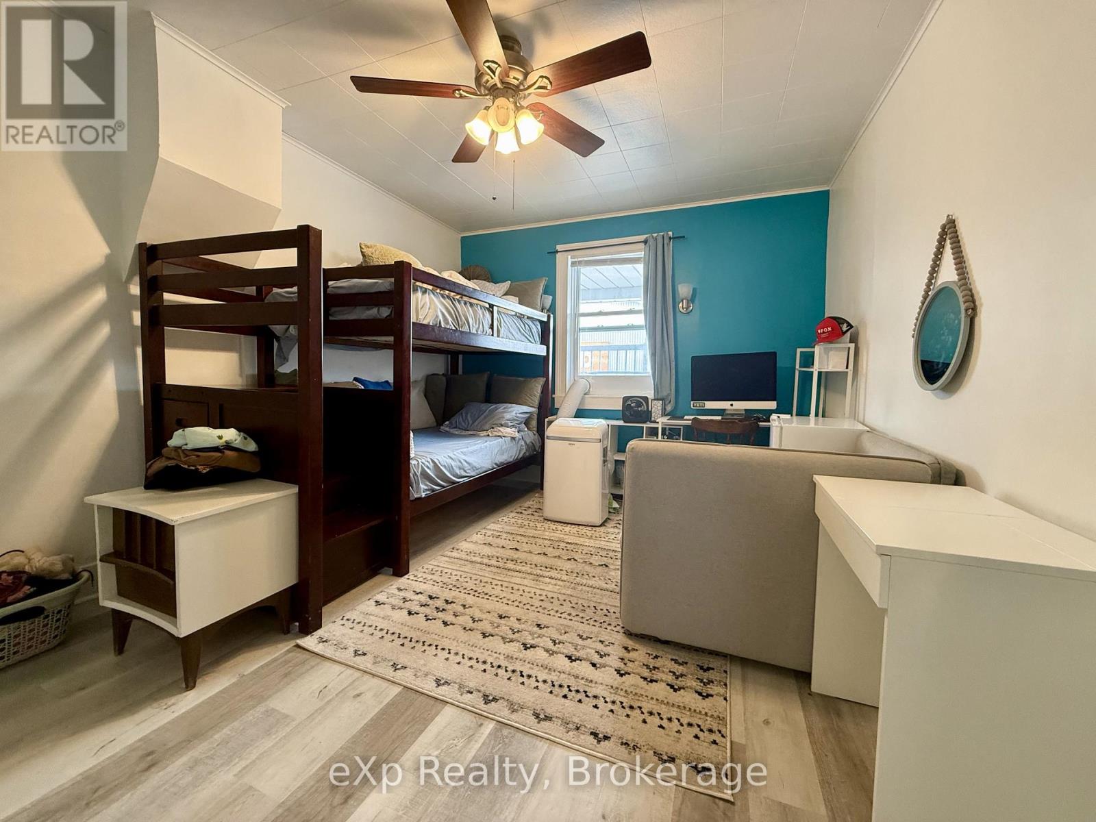 114 Durham Street E Property Photo 19