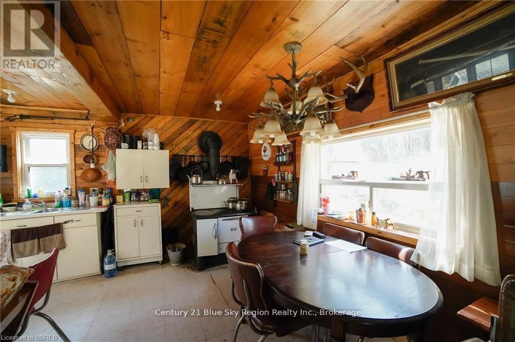 1772 Leighton Road Property Photo 11