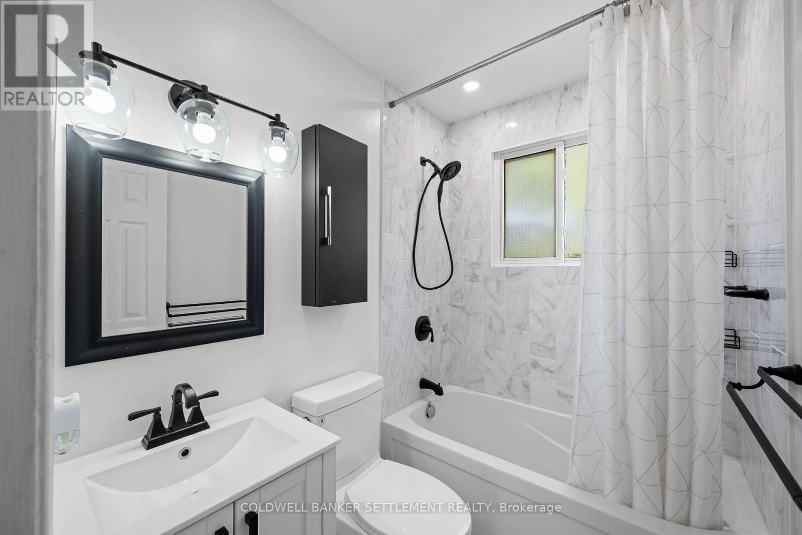 85 Cockburn Street Property Photo 22