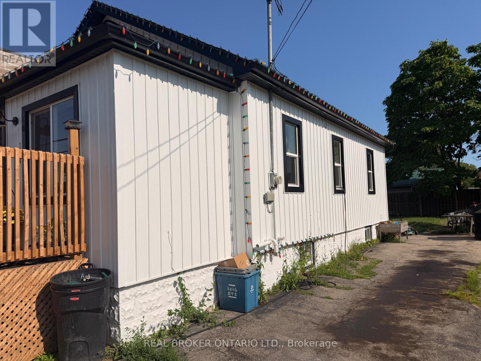 314 Broadway Street Property Photo 4